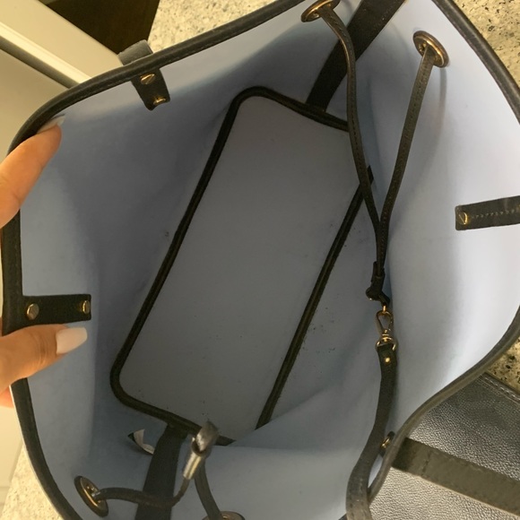 ⭐️SOLD⭐️Monogram tote - Picture 3 of 3